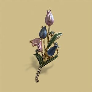 Elegant Floral Brooch with Pink and Blue Accents
